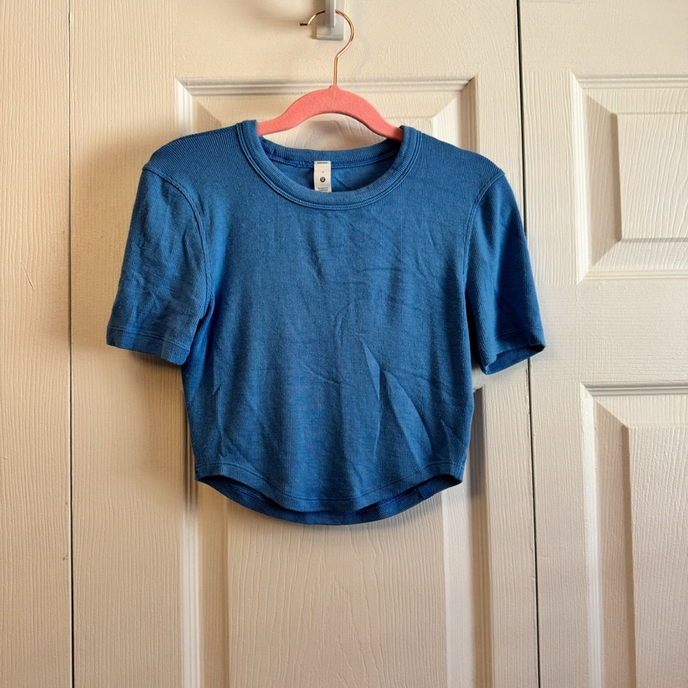 lululemon athletica Blue Crop Top